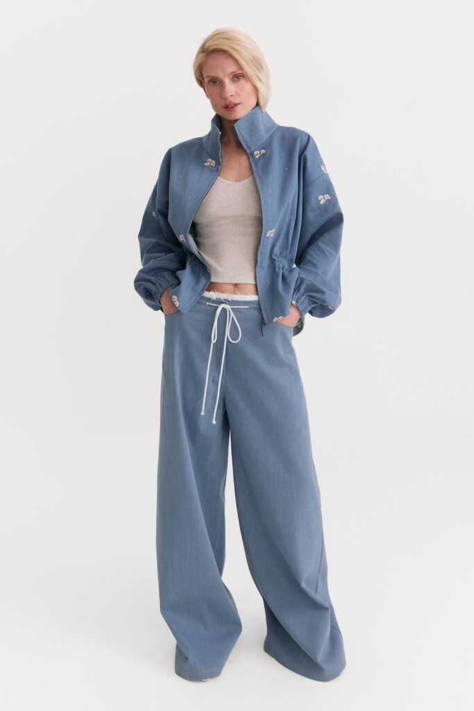 Moya15329
